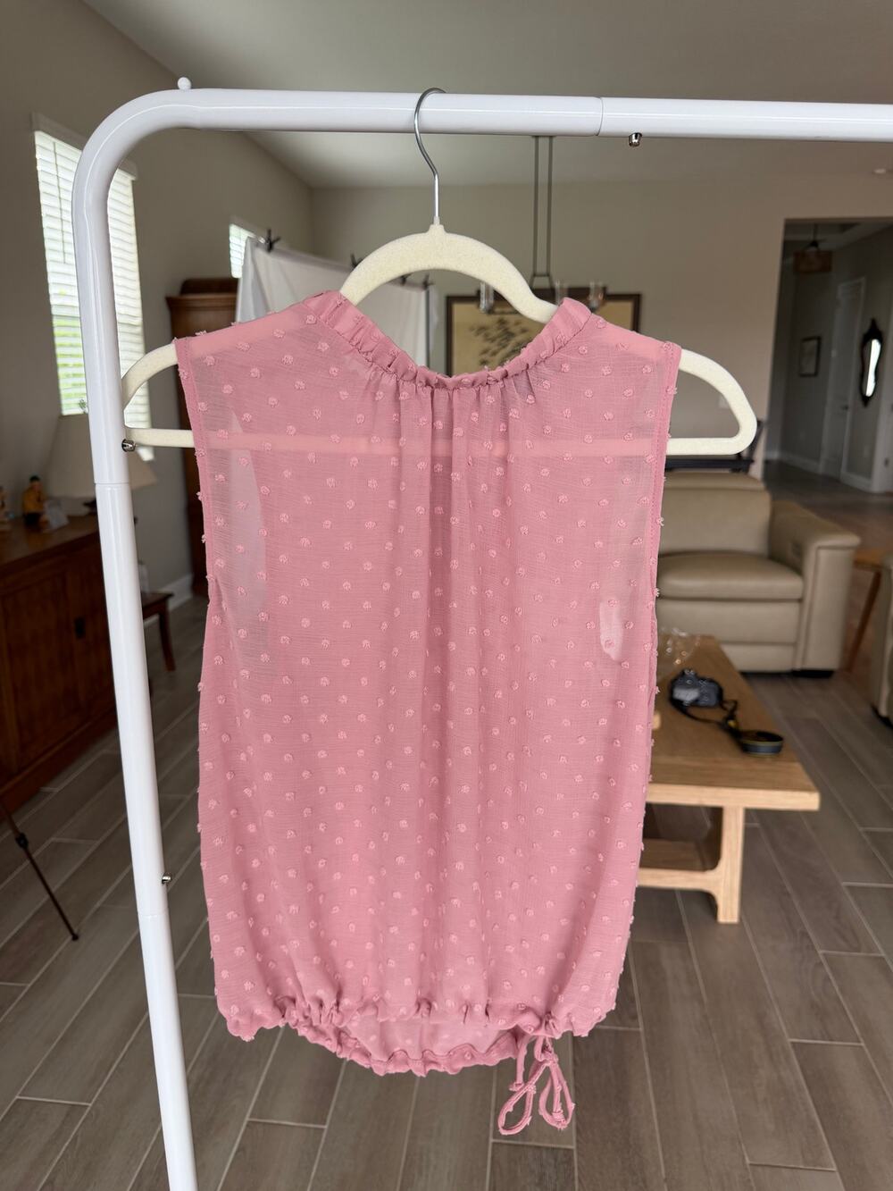 Gibsonlook Dusty Rose Swiss Dot Sleeveless Blouse — Size S